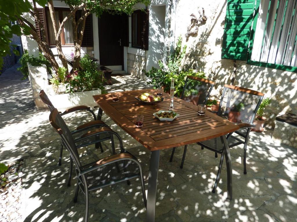 Paradise Stone Apartments 볼 외부 사진