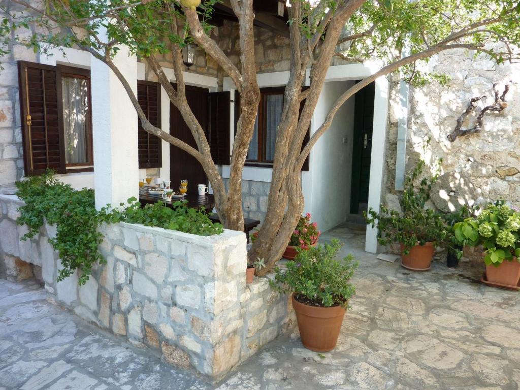 Paradise Stone Apartments 볼 외부 사진