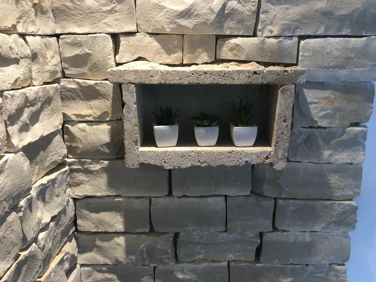 Paradise Stone Apartments 볼 외부 사진